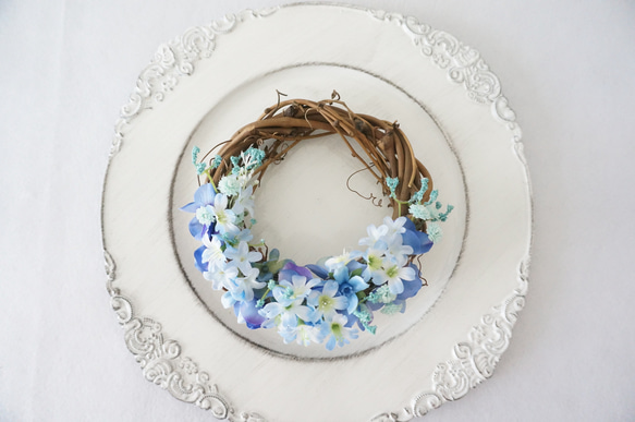 特集掲載作品】青空に咲く・ネモフィラのフラワーリース リース hanahi