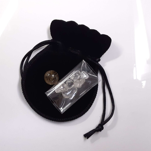 金色が映えるクォーツ】現品一点物 1粒売り ゴールドルチル