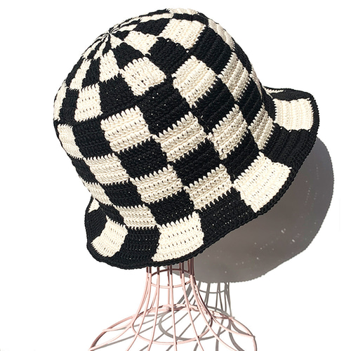 クロシェハット】BLACK×OFF ブロックチェック バケットハット クロシェハット】BLACK×OFF ブロックチェック バケットハット