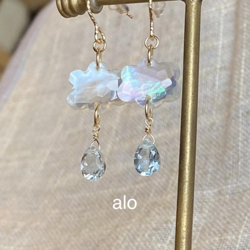 みっちゃん♦︎14kgfマザーオブパールカービングイヤリング 14kgfブラウンマザーオブパールカービングピアス/イヤリング