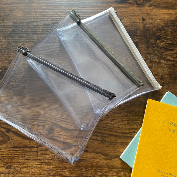 A6サイズがすっぽり PVCクリアポーチ【アンティークゴールドファスナー