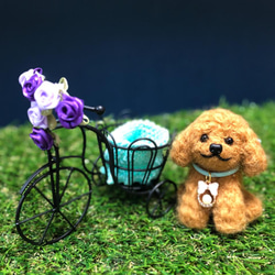 羊毛フェルト　トイプードル　ミニチュア自転車付き　レッド 2枚目の画像
