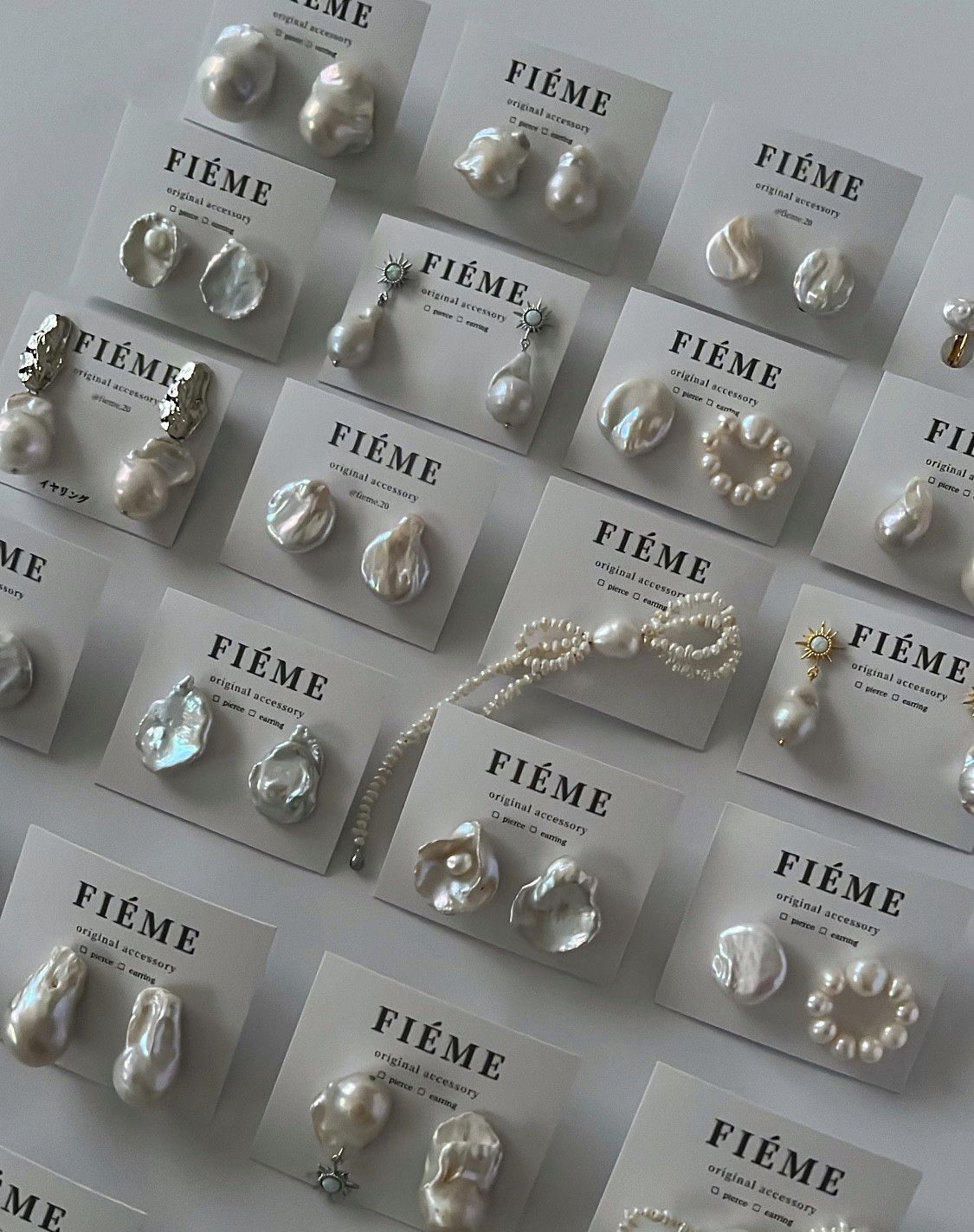 ［silver］バロックパール イヤリング ・ ピアス / 選べるパール／結婚式 / ウェディング / デイリー