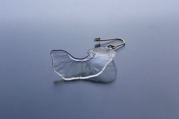 【實物】細羽（一隻耳朵）耳環/耳釘藝術飾品 第2張的照片