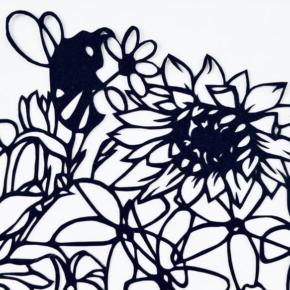 『Honey Bee(ハニービー)』　花の切り絵シリーズ 4枚目の画像