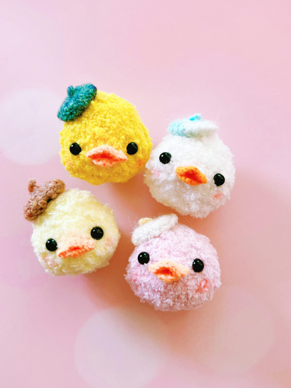アヒル　ブローチ　編みぐるみ　ハンドメイド アクセサリー アヒルブローチ編みぐるみハンドメイド アクセサリー