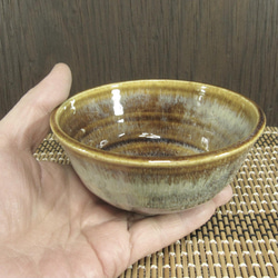 陶器 ご飯茶碗（やや大）薄茶まだら３【220107】 5枚目の画像