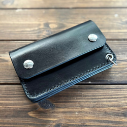 ヌメ革/丸染めBLACK ミドルトラッカーウォレット】 二つ折り財布 yc_