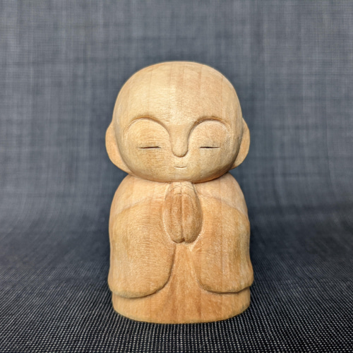 木彫りの小さな六地蔵 木彫りの小さな六地蔵