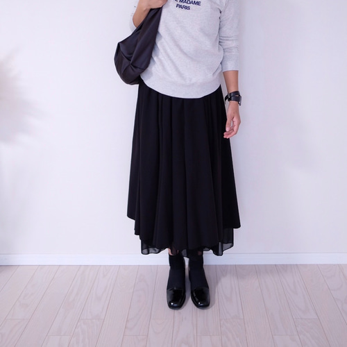 RATAさん  綿ボリュームロングフレアースカート ブラック RATAさん 綿ボリュームロングフレアースカート ブラック