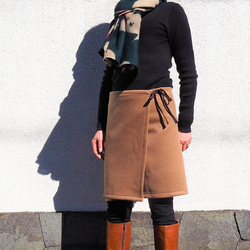 暖か便利グッズ　　ラムウールキャメルフリーサイズ　巻きスカート 4枚目の画像