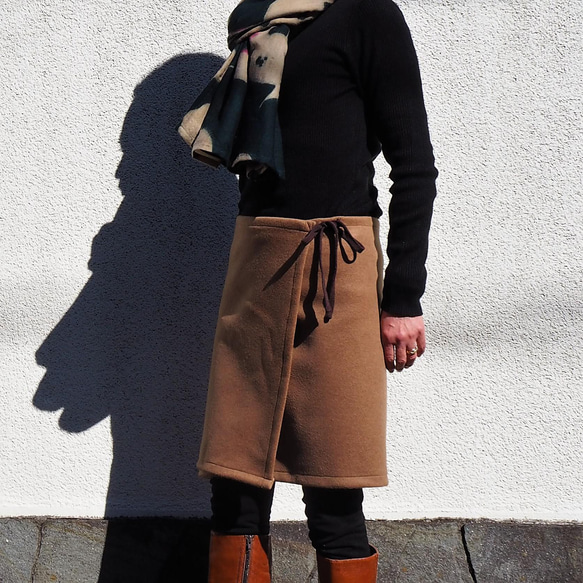 暖か便利グッズ　　ラムウールキャメルフリーサイズ　巻きスカート 16枚目の画像