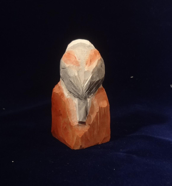 木彫刻 アート『 シマエナガ 』　鳥　動物　芸術 アート  手彫り　松 6枚目の画像