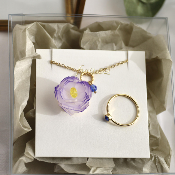 9月の誕生花×誕生石カラーネックレスとリングのセット（トルコキキョウ
