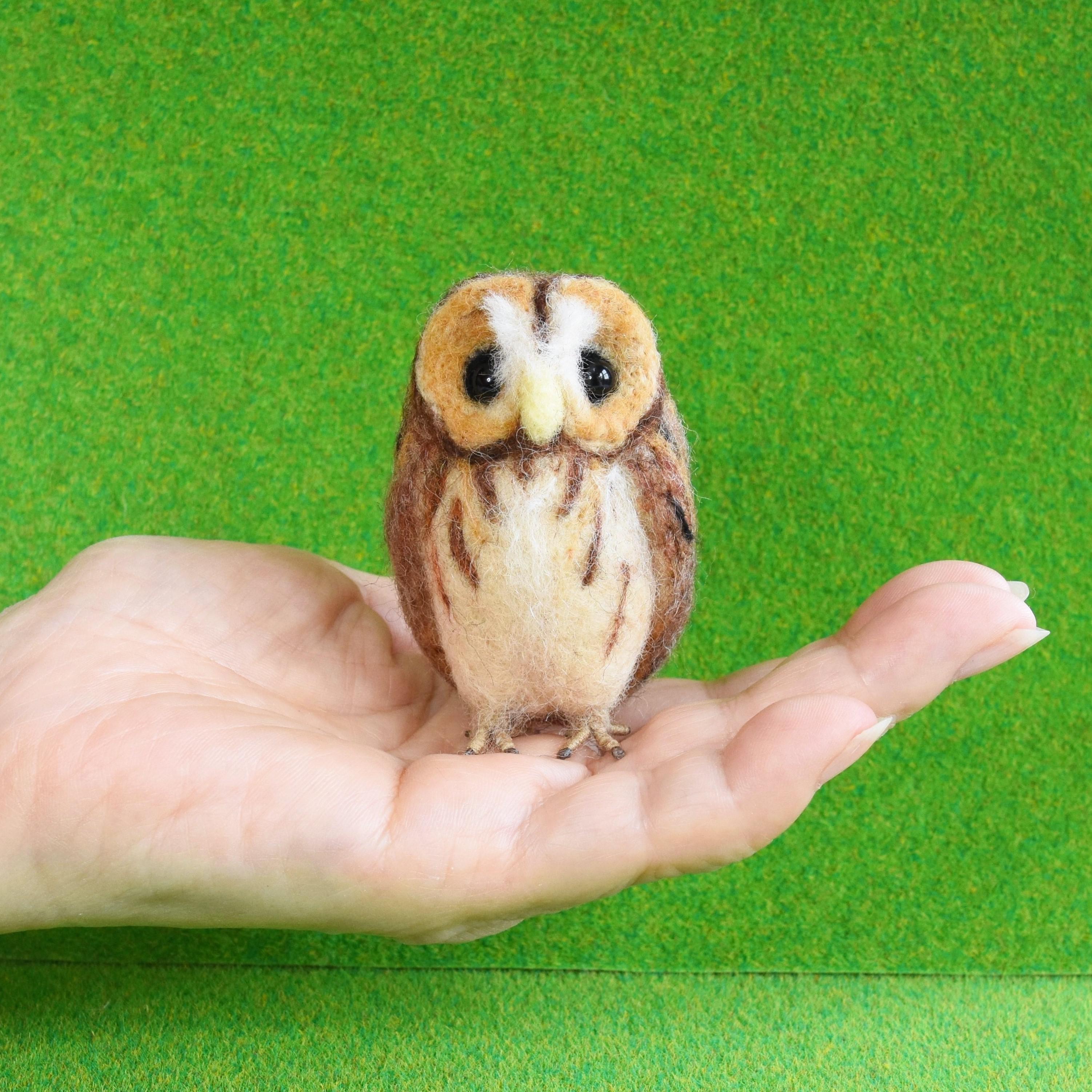 【羊毛フェルト】モリフクロウ☆2/3 サイズ☆ 羊毛フェルト】モリフクロウ☆2/3 サイズ☆