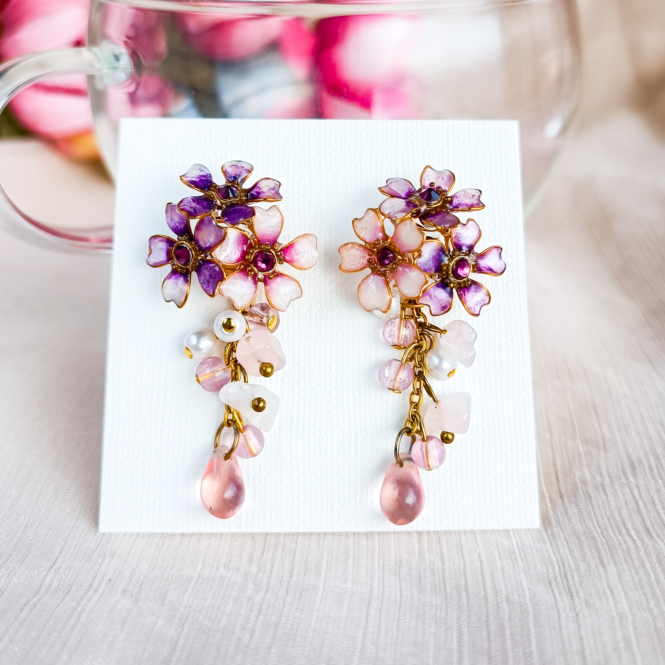 独創的 紫陽花 花 Housekibaco Calin あじさい ローズクォーツ ピアス アクセサリー