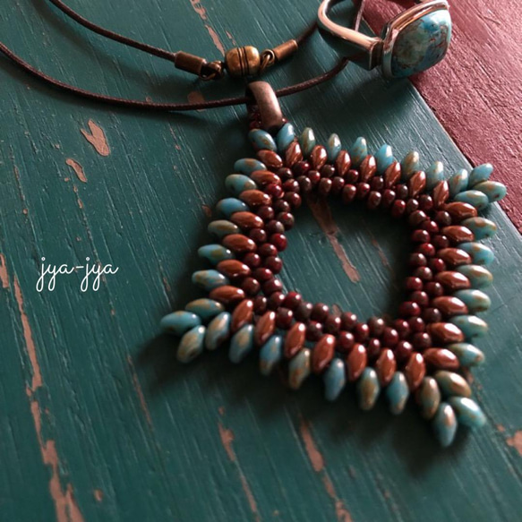 beads necklace - turquoise rhombus 1枚目の画像