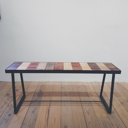 グラデーションウッドのアイアン製ベンチ 2人掛け ラバーウッド  