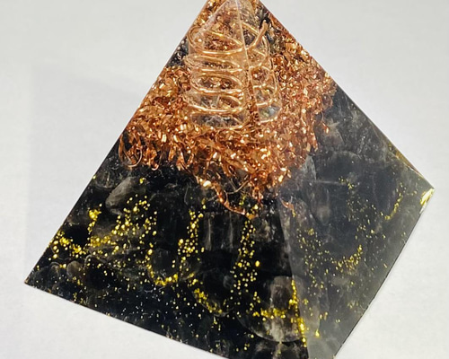 ≪受注制作≫モリオン【まよけ・やくよけ・浄化】ピラミッド型