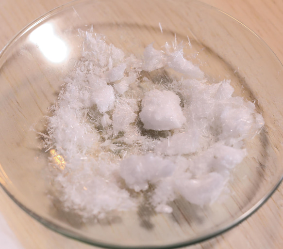 レジン用「雪のもと」20g (ハンドメイド資材) 3枚目の画像