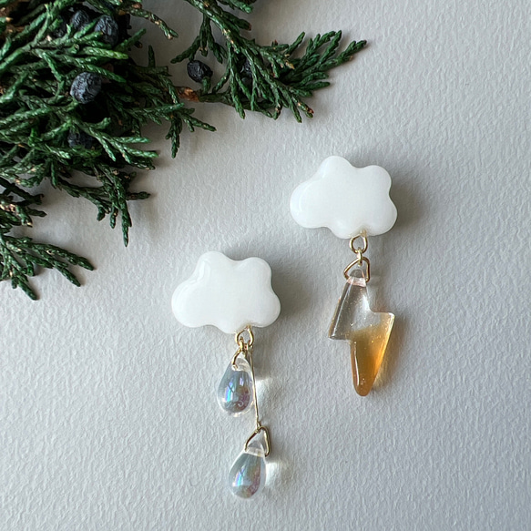 rain DROP 雲と雷 ネオンオレンジ イヤリング ピアス ノンホールピアス