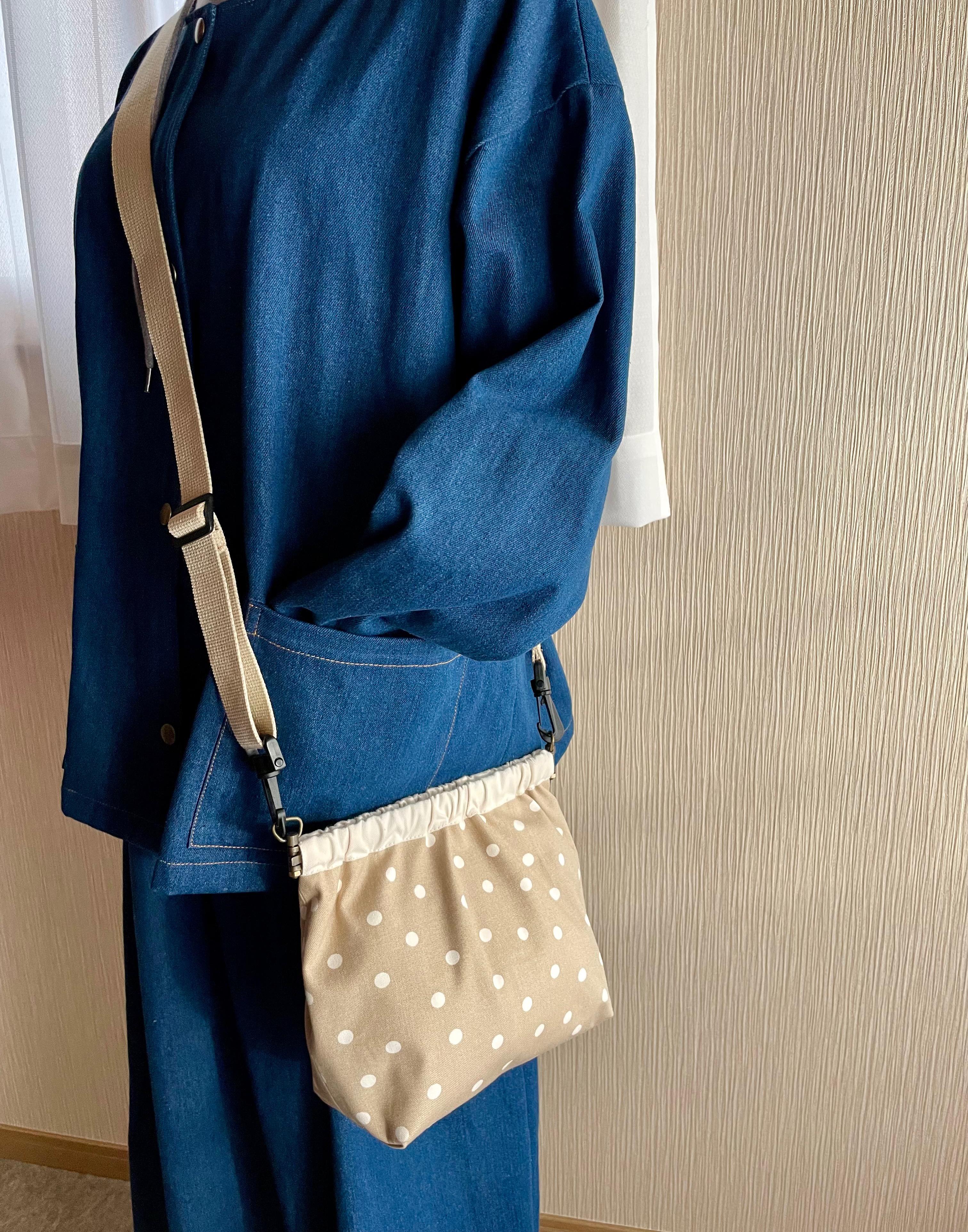 送料無料：大きなバネ口・がま口・角型ショルダー&ポシェット帆布2wayバッグ(ベージュドット柄)