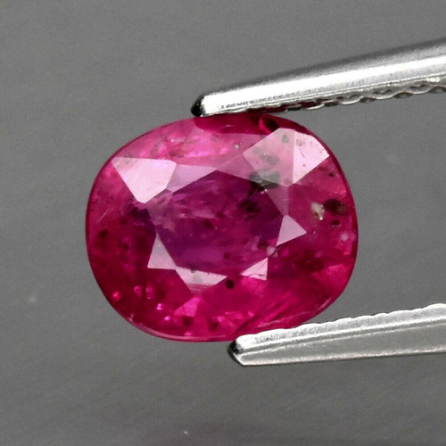 天然石 ルビー ルース 0.94ct モザンビーク産 綺麗なレッドの色