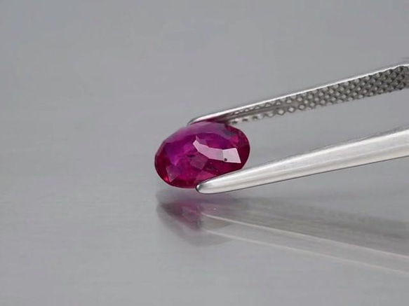 天然石 ルベライト トルマリン ルース 1.17ct モザンビーク／アフリカ産 非加熱　可愛らしいラウンドカット！ 10枚目の画像