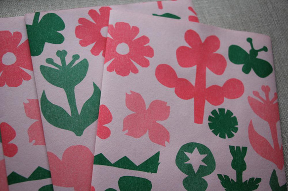 ＊複数ご注文で1枚サービス！＊A3ラッピングペーパー4枚　緑とピンクのお花 5枚目の画像