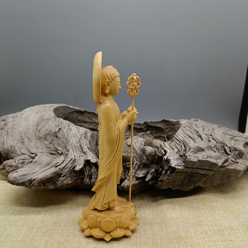 【修縁堂】高品質 木彫仏像 火神立像 彫刻 仏教工芸 柘植材 仏師で仕上げ 大迫力 木彫仏像 薬師如来立像 薬師仏 柘植材 仏教工芸 精密彫刻 仏師