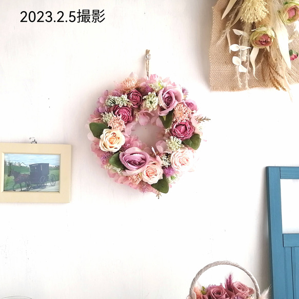 (受注制作)【お花いっぱい♪】ピンクのフラワーリース　小さめ　壁飾り　玄関飾り　アーティフィシャルフラワー　造花　母の日 6枚目の画像