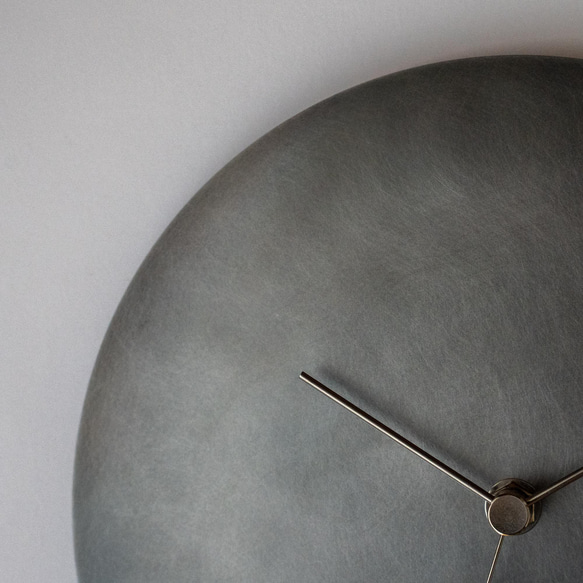 壁掛け時計−タイプ2/鉄　minimal clock <DISK-type2> / iron 5枚目の画像