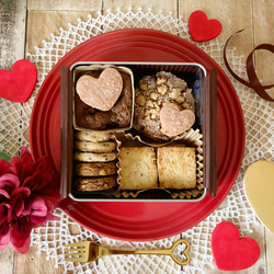 【本日まで】バレンタインクッキー缶[2/10(木)～12(土)にお届け]数量限定受注生産/ゆうパックでのお届け 3枚目の画像