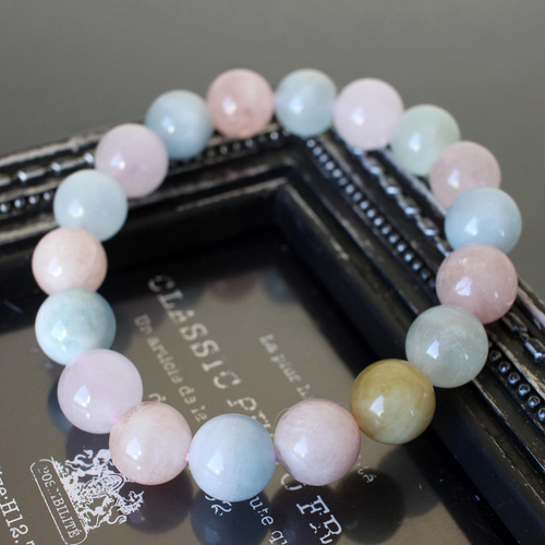 ピンク天然石ビーズブレスレット ピンク 天然石 ビーズブレスレット 10mm - メルカリ