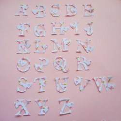 ハンドメイド　ダイカット　英字＆アルファベット　A 2枚目の画像