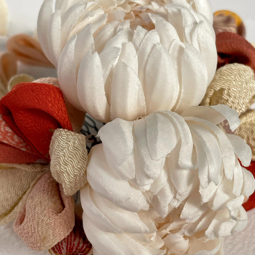 コトコト様 専用。配色パターンご確認画像。つまみ細工 髪飾り 滑り止め