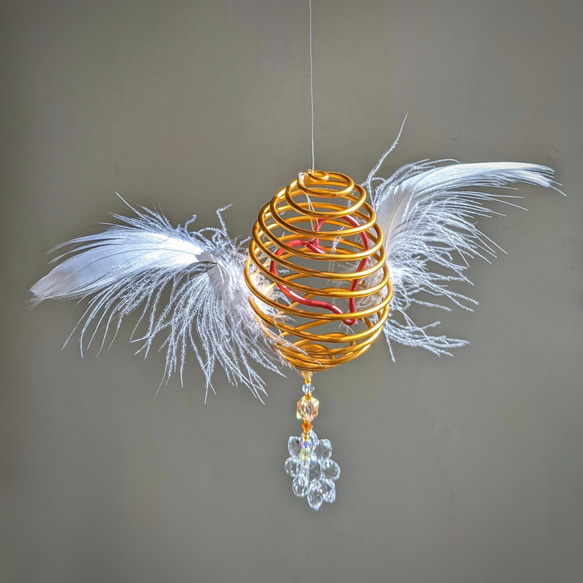 金の卵 金のたまご モビール サンキャッチャー 童話 天使 羽 ワイヤー 鳥 北欧 フェザー ハート 3枚目の画像