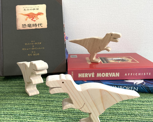 恐竜の置物 子供のための家の恐竜の置物,刺激的な世界の恐竜の置物,音と攻撃