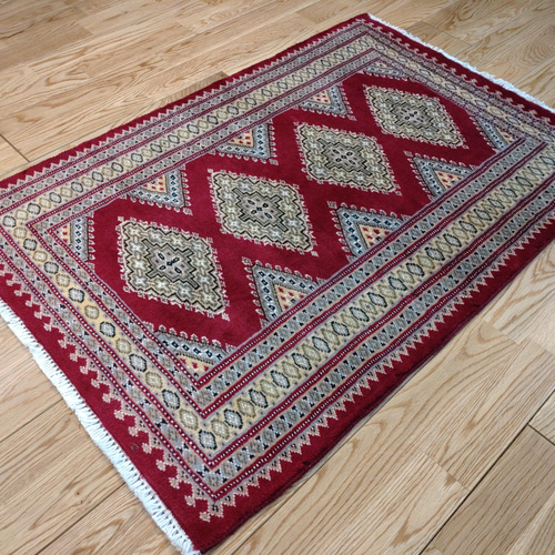 新規入荷】パキスタン絨毯(9/18)シルクタッチ 玄関マット レッド 