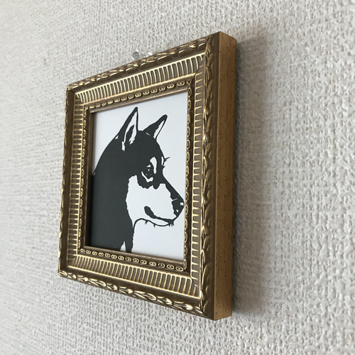 遠くを見つめる黒柴犬 〈ミニ額縁付き作品〉 切り絵 megane041 通販