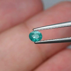 天然石 グランディディエライト ルース 0.14ct マダガスカル／アフリカ産 非加熱　華奢で可愛らしい小粒感！ 3枚目の画像