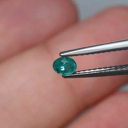 天然石 グランディディエライト ルース 0.14ct マダガスカル／アフリカ産 非加熱　華奢で可愛らしい小粒感！ 8枚目の画像