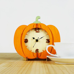 「かぼちゃ」木製置き掛け時計　 3枚目の画像