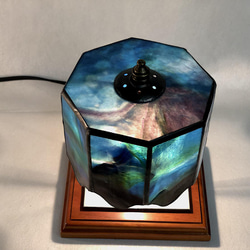 ステンドグラスランプ（アクアブルー&パープルonホワイト ）八角型 3枚目の画像