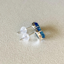 ブルートパーズピアス pt900 プラチナ5mm×7mm  オーバルピアス ブルートパーズピアス 4枚目の画像