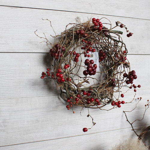 赤い実 のリース[round] サンキライ 山帰来 ドライフラワー