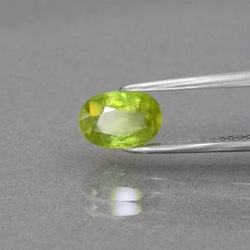 天然石 スフェーン ルース 1.28ct 非加熱 マダガスカル産　 虹が煌めくグリーン・イエローカラー！ 6枚目の画像