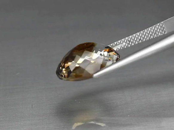 大粒7.46ct!! 天然石 シャンパン トパーズ ルース ブラジル産　オーバルカット！ 6枚目の画像