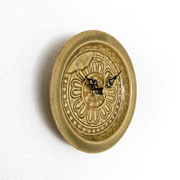 【送料無料】赤膚焼 古瓦皿 掛け時計 置き時計 2枚目の画像