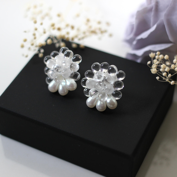 Pearl combi earrings (clear) 2枚目の画像